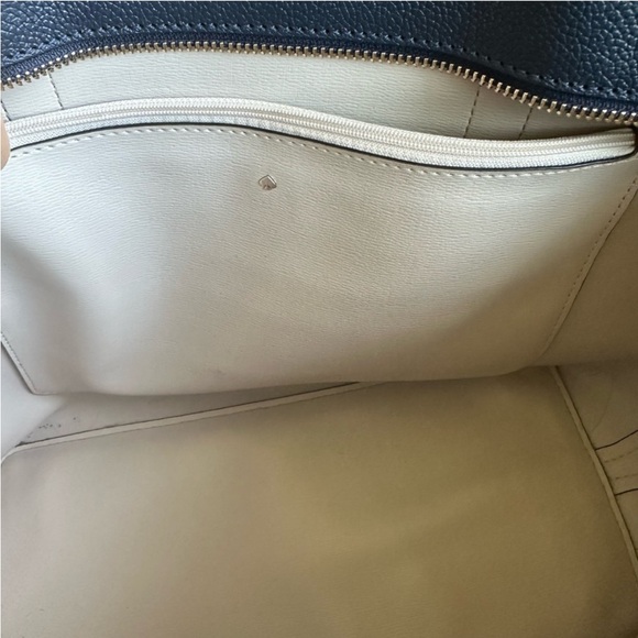 Kate Spade New York
MARGAUX LARGE TOTE - Picture 8 of 16